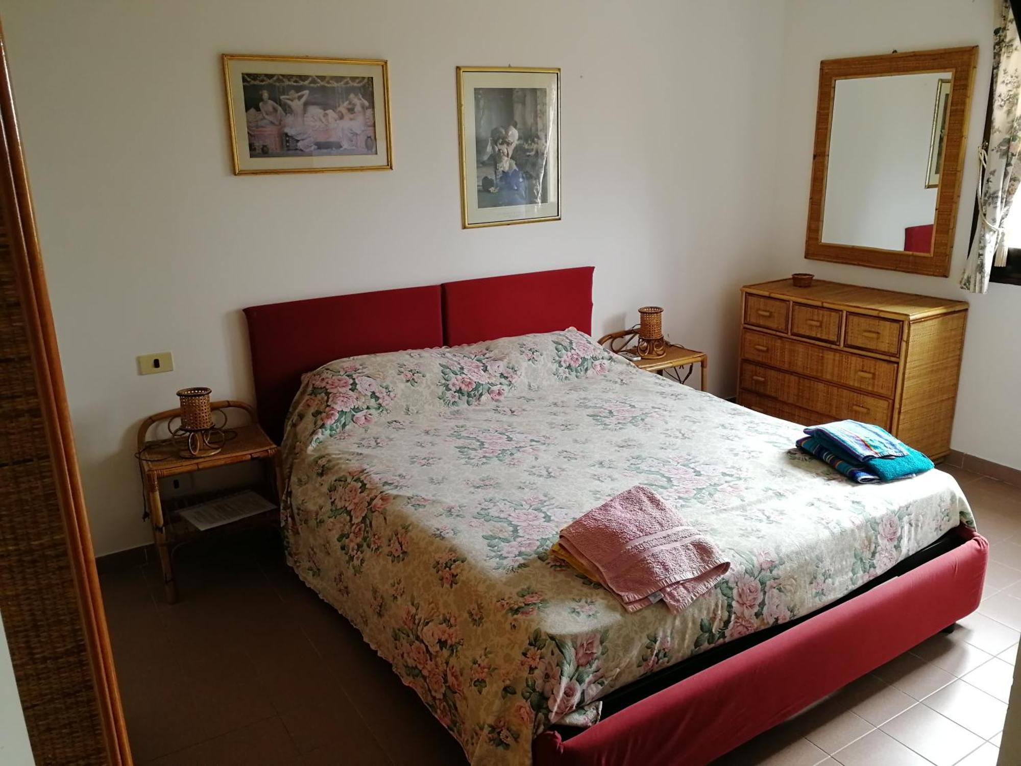 弗里米尼迪夸尔图La Lantana Nuova住宿加早餐旅馆 外观 照片